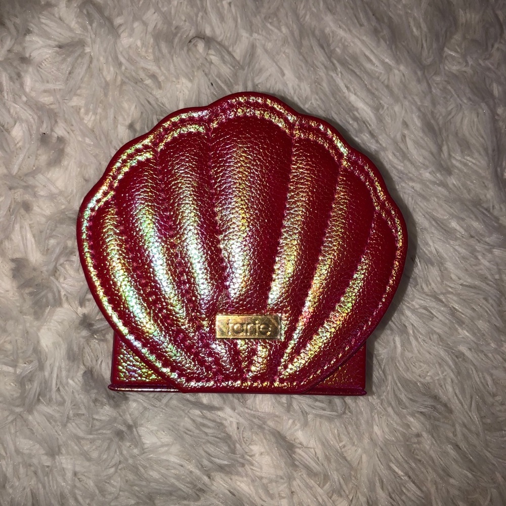 Tarte seashell makeup/brush holder